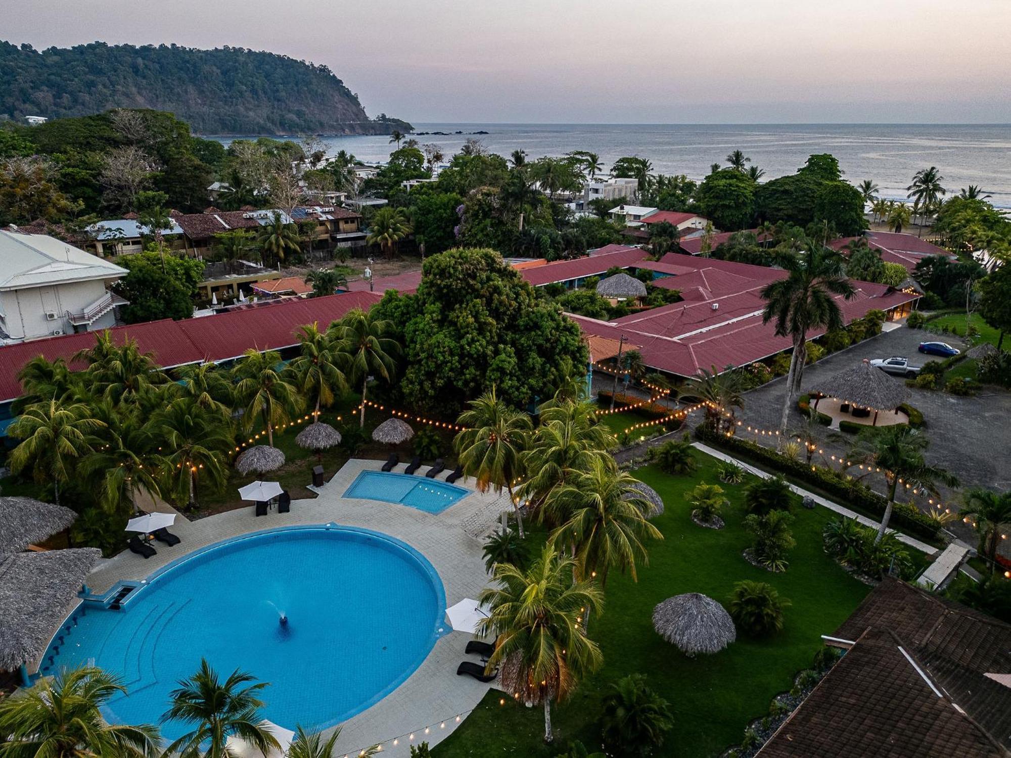 Beach Break Resort & Cr Surf Camp Jacó Dış mekan fotoğraf