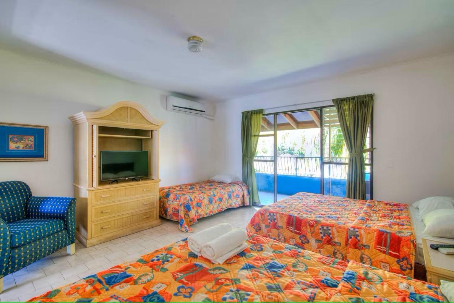 Beach Break Resort & Cr Surf Camp Jacó Dış mekan fotoğraf